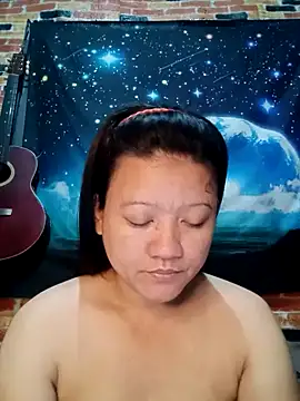Snapshot of Urchanel chatting on 02-01-25, 02:13 Urchanel online show from 02-01-25, 02:13