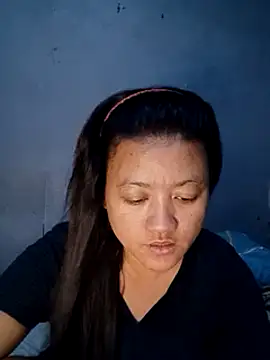 Snapshot of Urchanel chatting on 03-15-25, 03:51 Urchanel online show from 03-15-25, 03:51