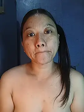 Snapshot of Urchanel chatting on 02-07-26, 07:23 Urchanel online show from 02-07-26, 07:23