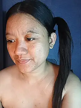 Snapshot of Urchanel chatting on 02-08-26, 12:41 Urchanel online show from 02-08-26, 12:41