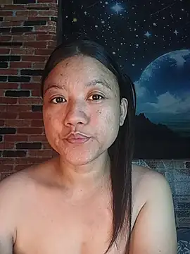 Snapshot of Urchanel chatting on 03-19-26, 04:27 Urchanel online show from 03-19-26, 04:27