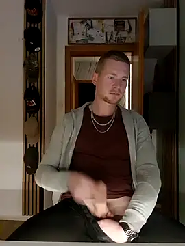 Playbunniboy online show from 11-26-25, 06:09