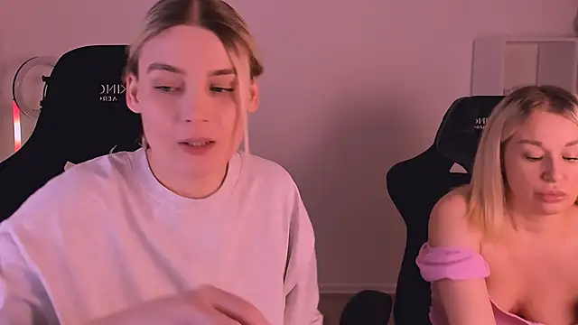 hotblonds online show from 12-31-24, 05:40