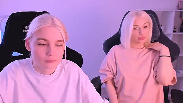 hotblonds online show from 01-23-25, 09:39