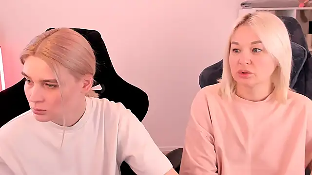 hotblonds online show from 03-06-25, 10:52