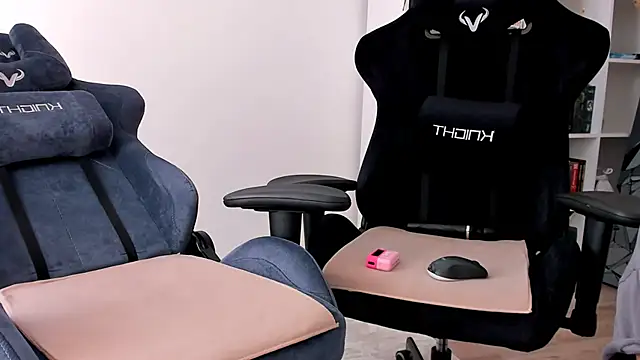 hotblonds online show from 10-09-25, 11:19