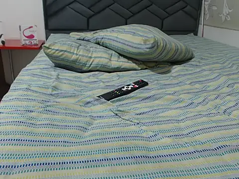 Snapshot of danypalmer chatting on 01-14-25, 12:43 danypalmer online show from 01-14-25, 12:43