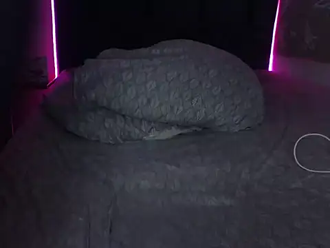 Snapshot of danypalmer chatting on 03-11-25, 06:53 danypalmer online show from 03-11-25, 06:53