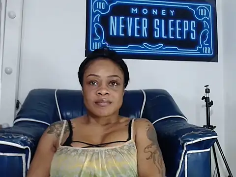 alexiaao9 online show from 05-06-26, 03:24