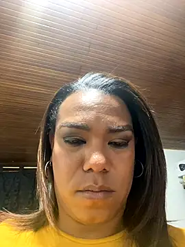 Snapshot of NatiBrunet chatting on 11-08-25, 03:29 NatiBrunet online show from 11-08-25, 03:29