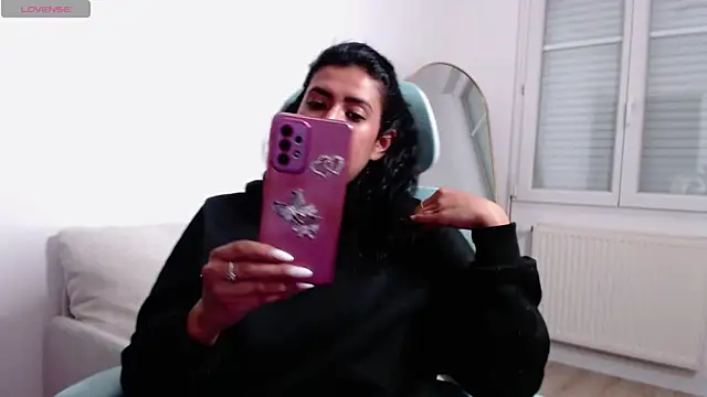 elettra love online show from 12-20-24, 09:17