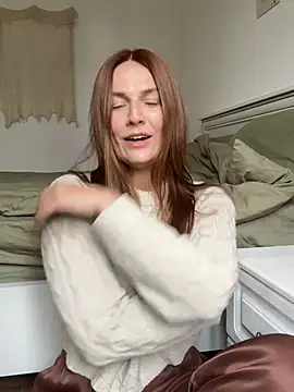 Snapshot of BritneyHall chatting on 04-15-26, 10:00 BritneyHall online show from 04-15-26, 10:00