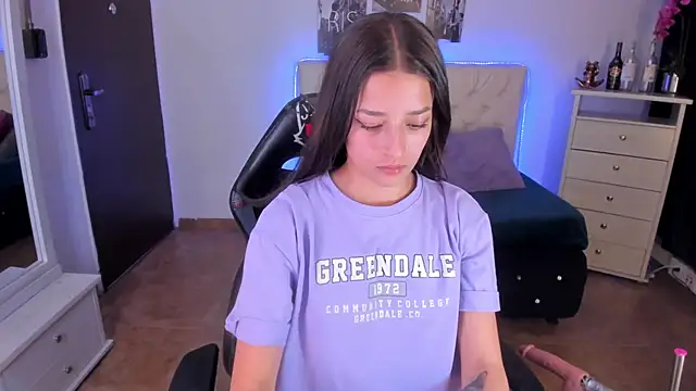 Amaia Daniells online show from 01-15-25, 06:01