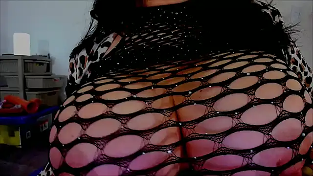 Snapshot of Conny_hot3 chatting on 12-26-24, 08:28 Conny hot3 online show from 12-26-24, 08:28