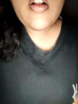 Snapshot of Annerae chatting on 10-10-25, 04:39 Annerae online show from 10-10-25, 04:39