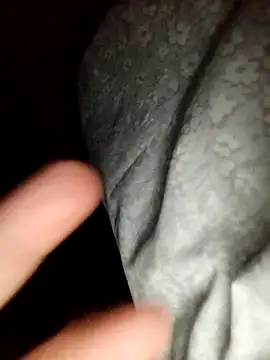 Snapshot of Annerae chatting on 03-11-26, 06:25 Annerae online show from 03-11-26, 06:25