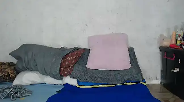 Snapshot of sweet_sugar25 chatting on 03-06-25, 04:07 sweet sugar25 online show from 03-06-25, 04:07