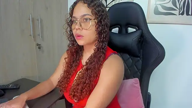 Snapshot of Ash_milk chatting on 04-24-26, 01:35 Ash milk online show from 04-24-26, 01:35