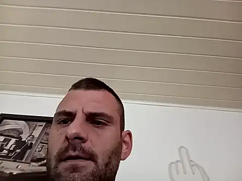 Snapshot of Badkev91 chatting on 09-23-25, 01:58 Badkev91 online show from 09-23-25, 01:58