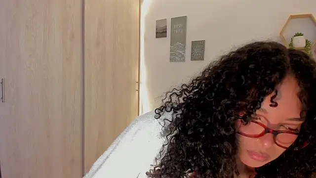 mariam hill online show from 03-04-26, 01:11