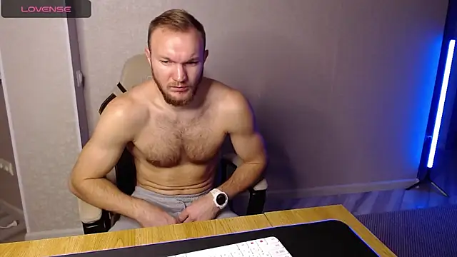Toress1 online show from 12-18-24, 05:04