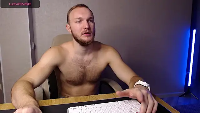 Toress1 online show from 12-18-24, 05:52