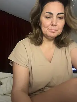 Emma roqueen online show from 05-10-26, 09:53