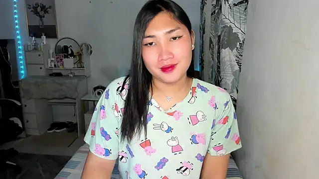Snapshot of Miss_Deliciousness chatting on 01-04-25, 04:11 Miss Deliciousness online show from 01-04-25, 04:11