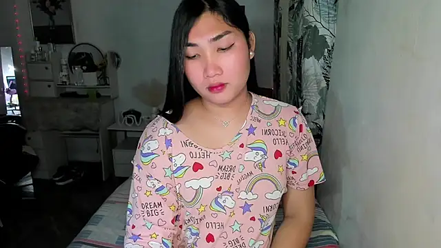 Snapshot of Miss_Deliciousness chatting on 01-08-25, 03:28 Miss Deliciousness online show from 01-08-25, 03:28