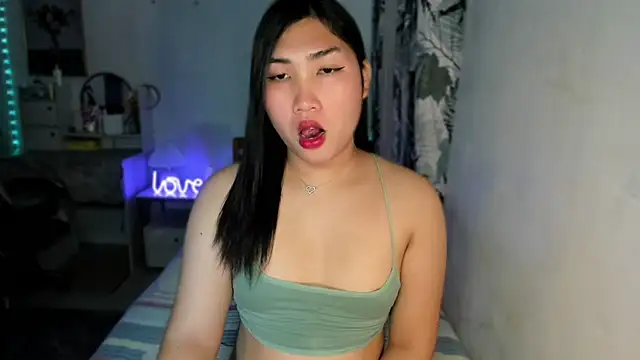 Snapshot of Miss_Deliciousness chatting on 02-03-25, 03:59 Miss Deliciousness online show from 02-03-25, 03:59