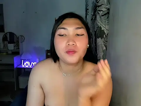 Snapshot of Miss_Deliciousness chatting on 02-25-25, 04:00 Miss Deliciousness online show from 02-25-25, 04:00