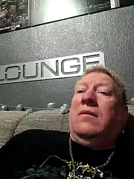 tomtom111111 online show from 12-20-24, 11:37