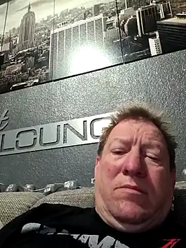 tomtom111111 online show from 02-22-25, 10:31