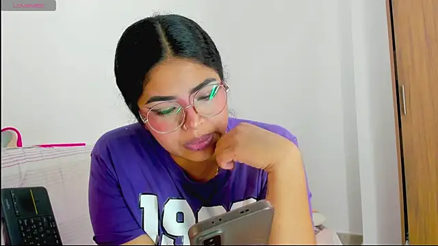 moana taylor online show from 05-09-26, 11:59
