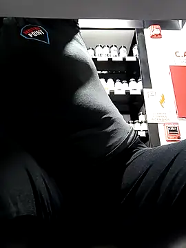 Gatubela212 online show from 10-11-25, 12:21