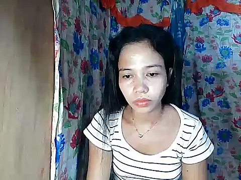 PinaySkinnyGirl online show from 02-15-26, 09:22