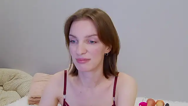 Beauty Alex online show from 12-16-24, 01:31