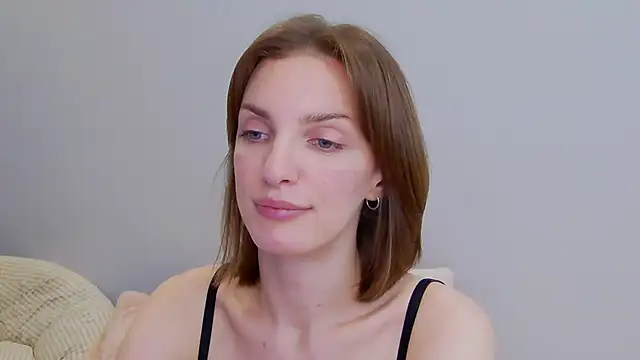 Beauty Alex online show from 12-21-24, 04:41