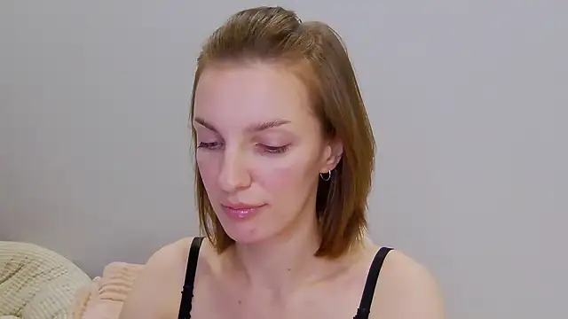 Beauty Alex online show from 12-25-24, 01:31