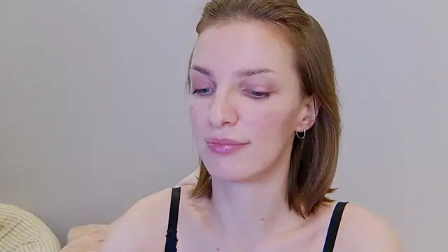 Beauty Alex online show from 01-05-25, 02:17