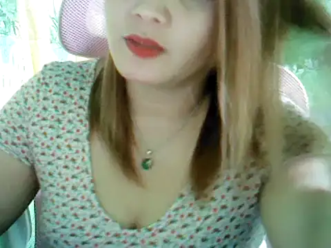 Snapshot of ashlylove25 chatting on 02-19-26, 02:24 ashlylove25 online show from 02-19-26, 02:24