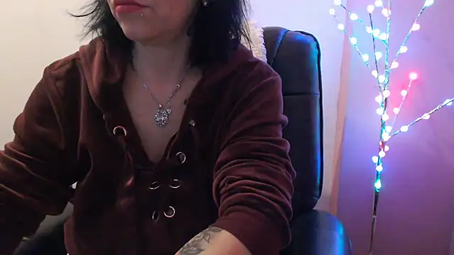 Snapshot of algodonyfresa chatting on 01-21-25, 07:50 algodonyfresa online show from 01-21-25, 07:50