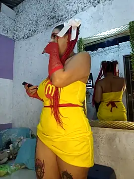 Snapshot of SexyFriends_ chatting on 11-01-25, 03:41 SexyFriends online show from 11-01-25, 03:41