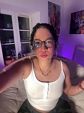 Lauyako online show from 06-14-26, 07:38