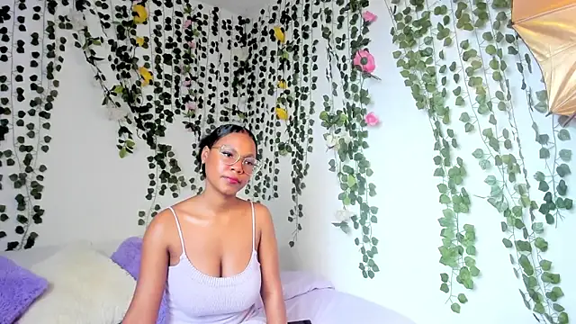 violeta milleer online show from 02-05-25, 05:09