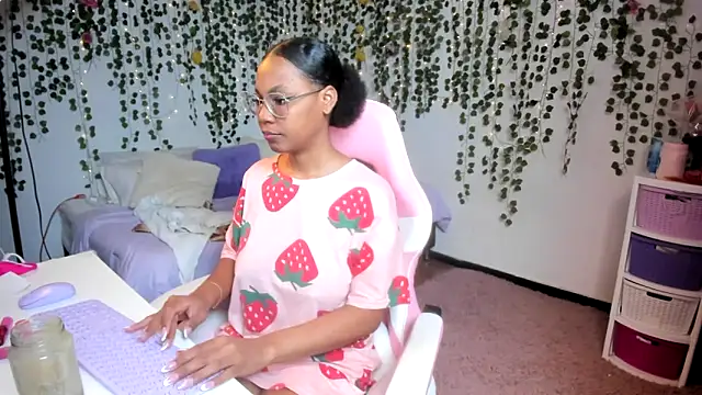 violeta milleer online show from 09-20-25, 03:13