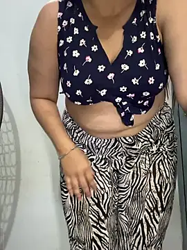 Snapshot of Preet_Kaur_69 chatting on 03-31-26, 06:08 Preet Kaur 69 online show from 03-31-26, 06:08