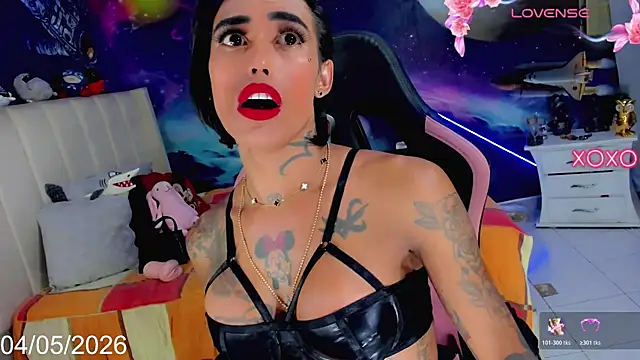 Nella Dolls online show from 05-05-26, 03:03