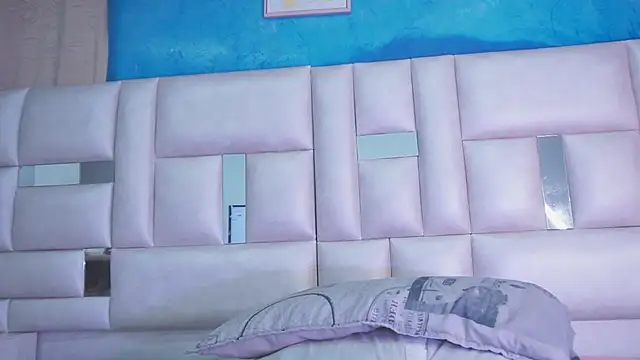 Snapshot of katy_rioss chatting on 02-11-25, 12:05 katy rioss online show from 02-11-25, 12:05