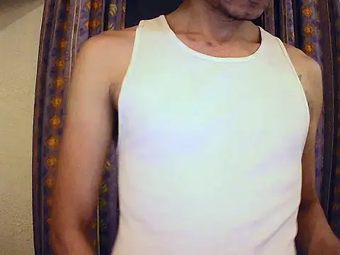 Snapshot of Latinopervs chatting on 03-13-26, 04:30 Latinopervs online show from 03-13-26, 04:30